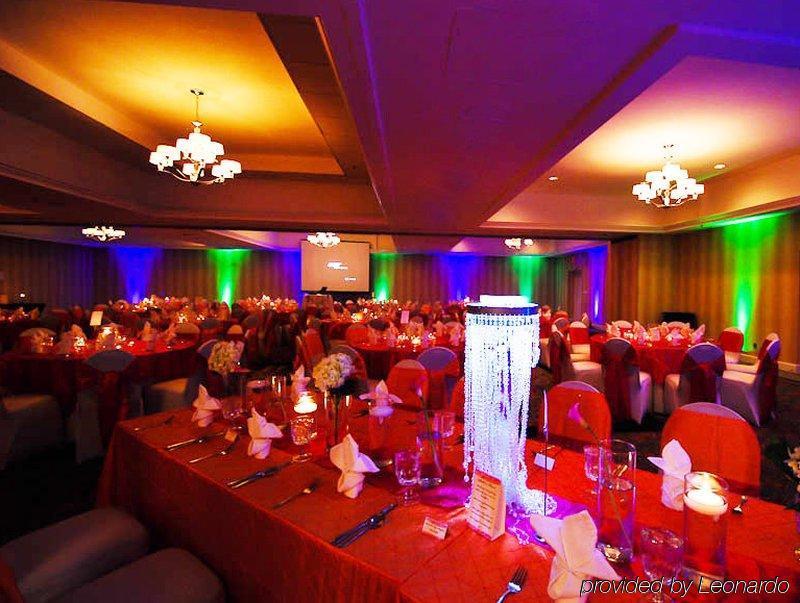Doubletree By Hilton Hotel Raleigh - Brownstone - University Exteriör bild
