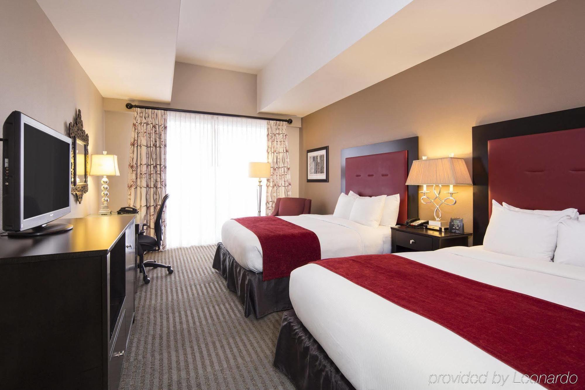 Doubletree By Hilton Hotel Raleigh - Brownstone - University Exteriör bild