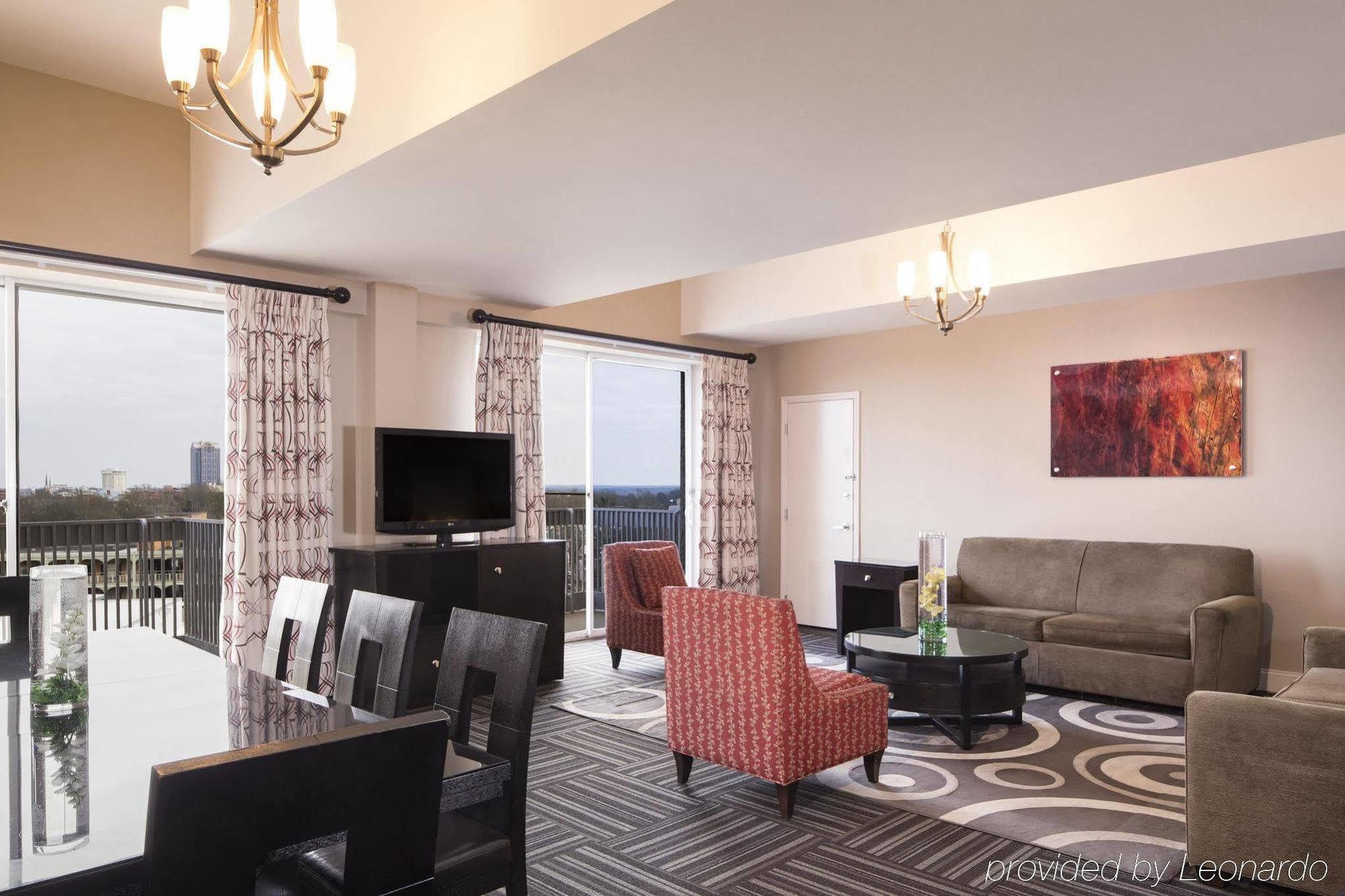 Doubletree By Hilton Hotel Raleigh - Brownstone - University Exteriör bild