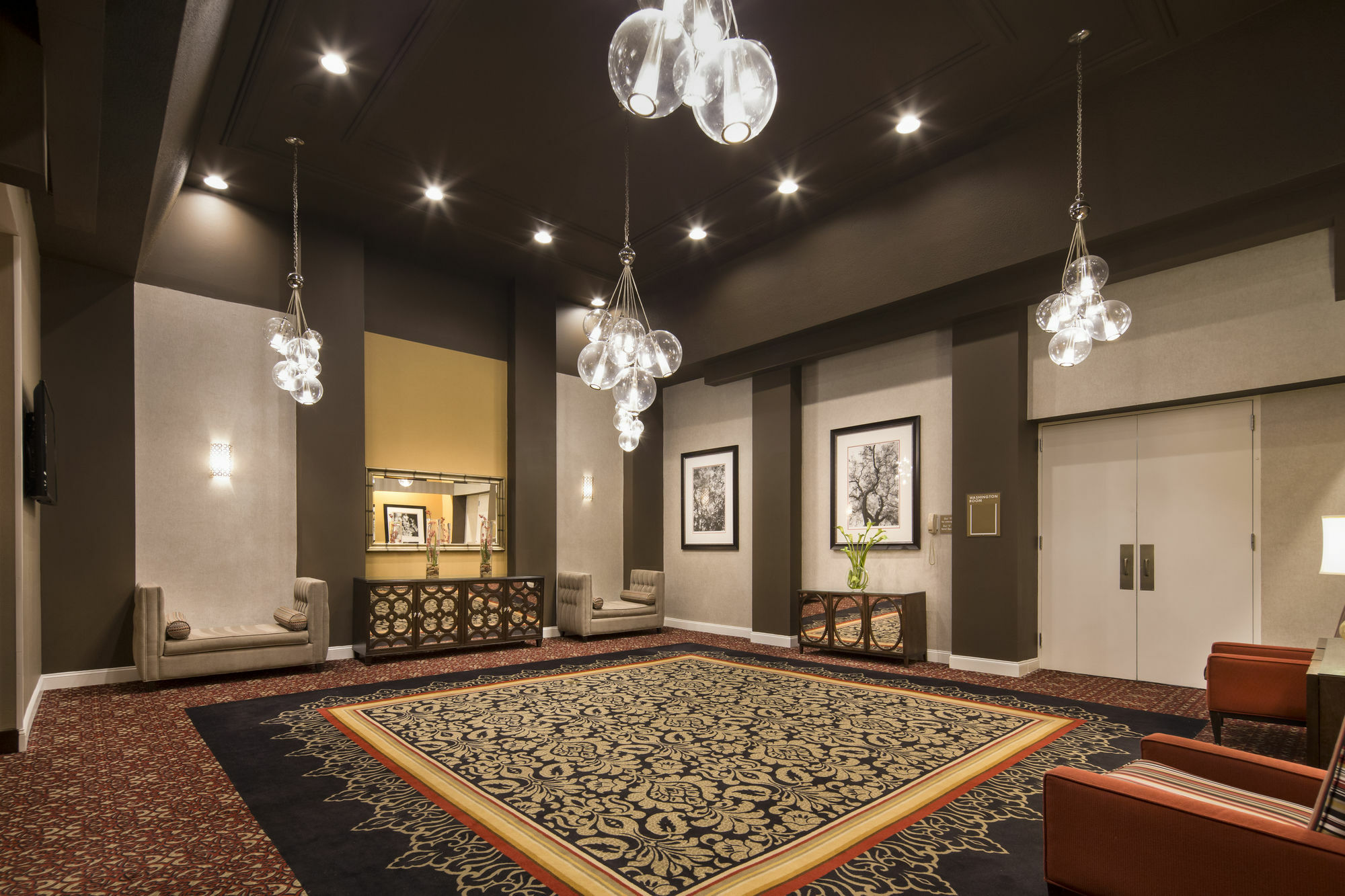 Doubletree By Hilton Hotel Raleigh - Brownstone - University Exteriör bild