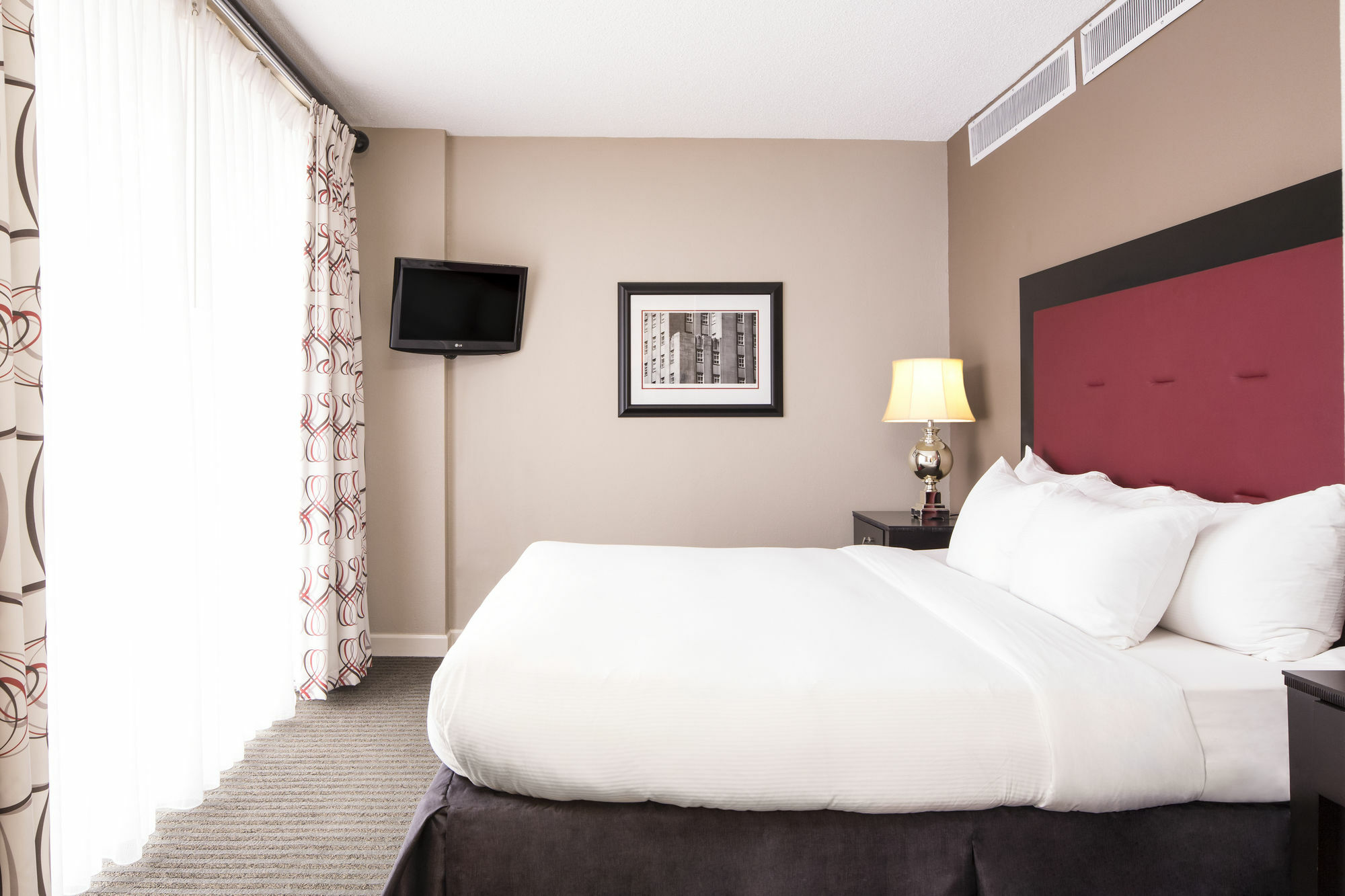 Doubletree By Hilton Hotel Raleigh - Brownstone - University Exteriör bild